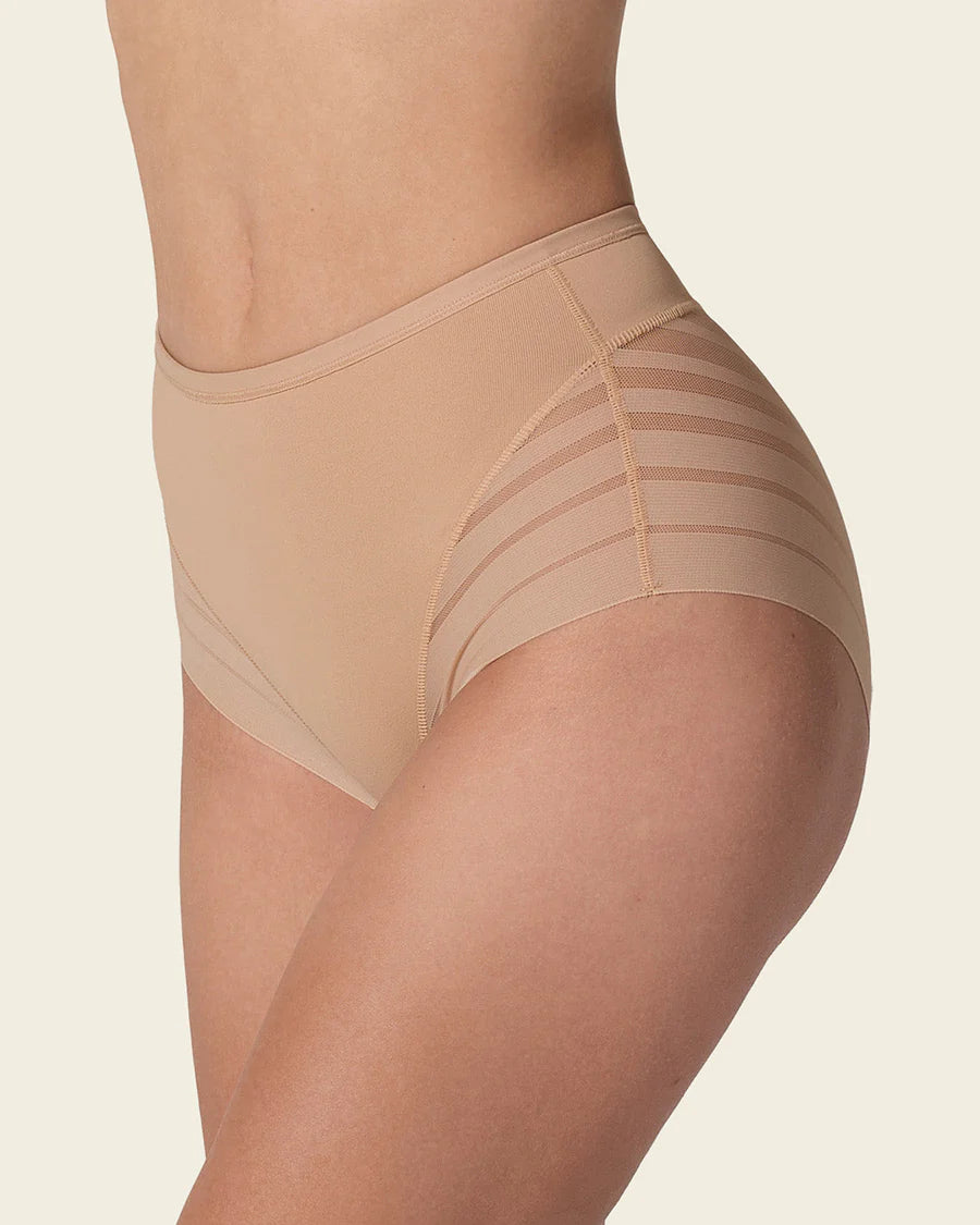 Braga faja clásica con compresión moderada de abdomen y bandas en tul