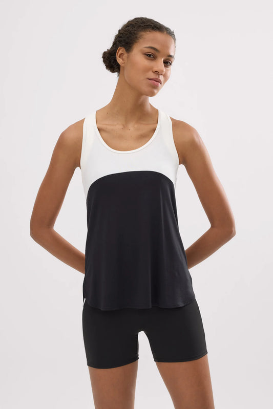 Camiseta deportiva tirantes nadadora
