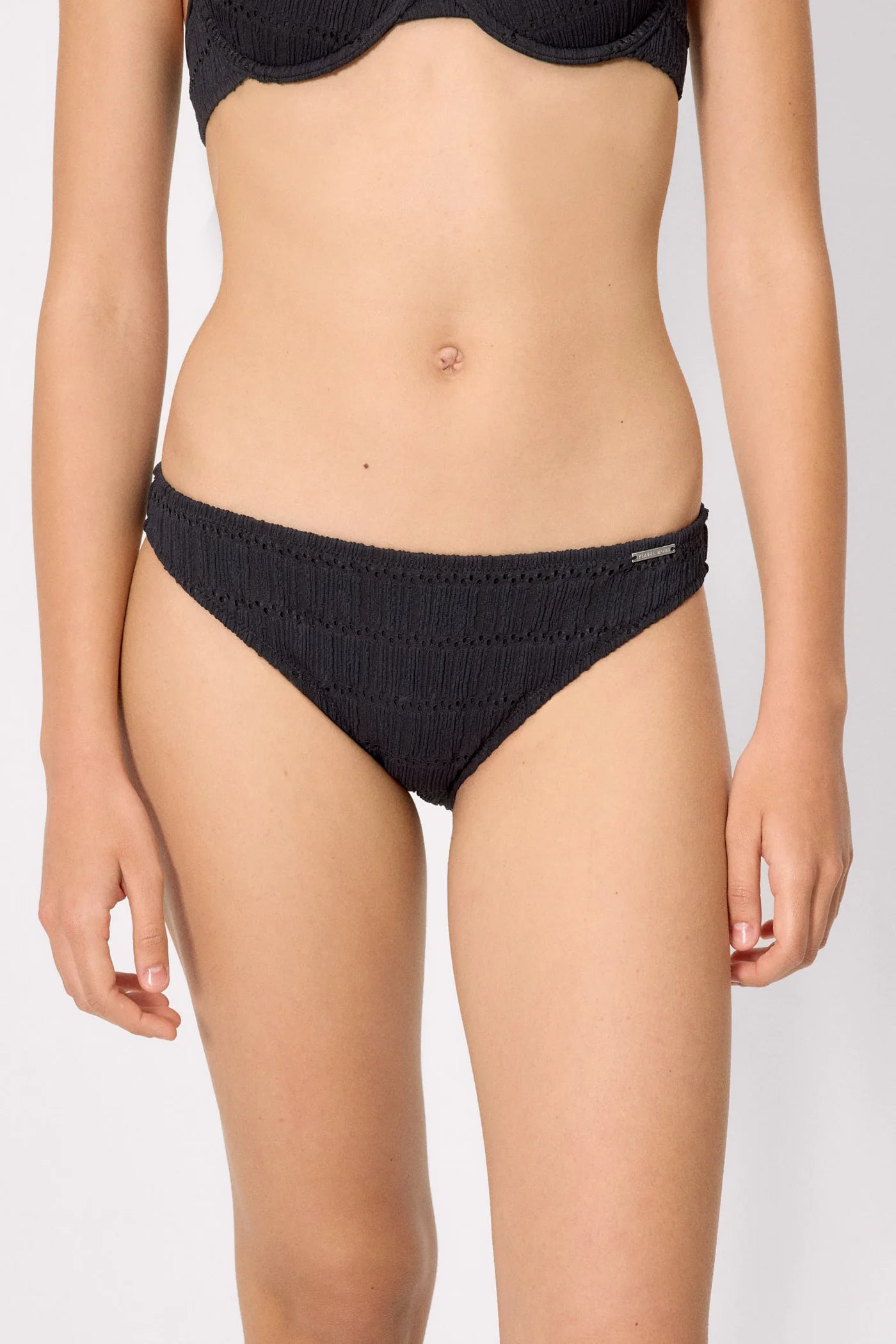 Braga bikini textura negro