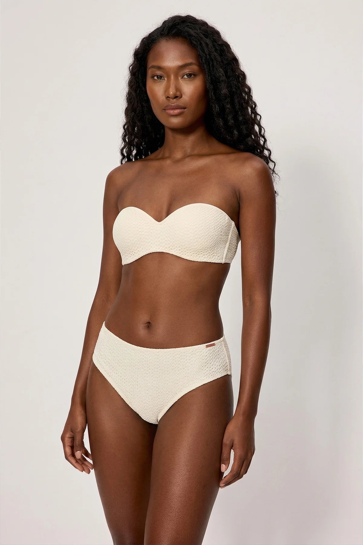 Top bikini bandeau tejido calado  copa C
