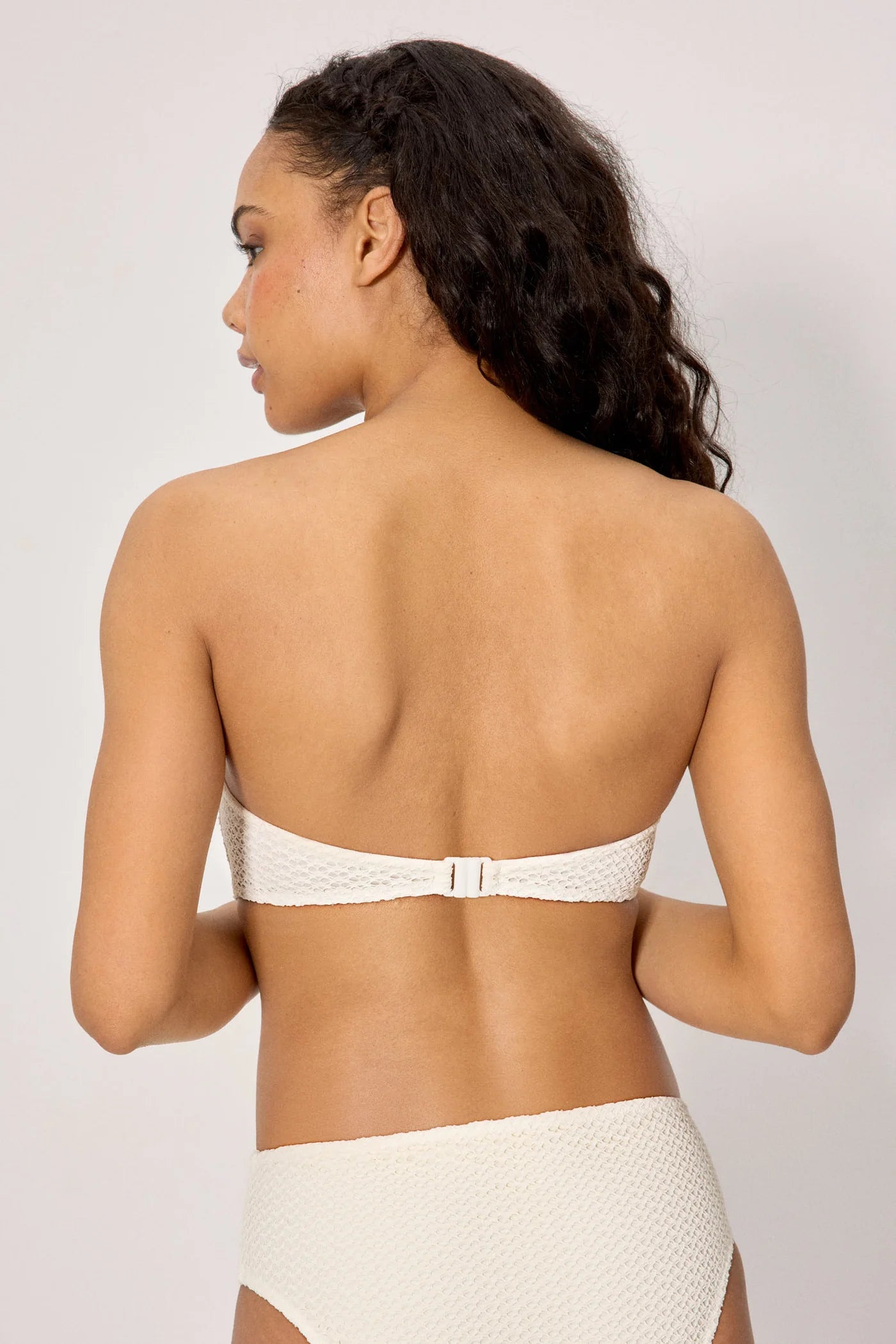 Top bikini bandeau tejido calado  copa C