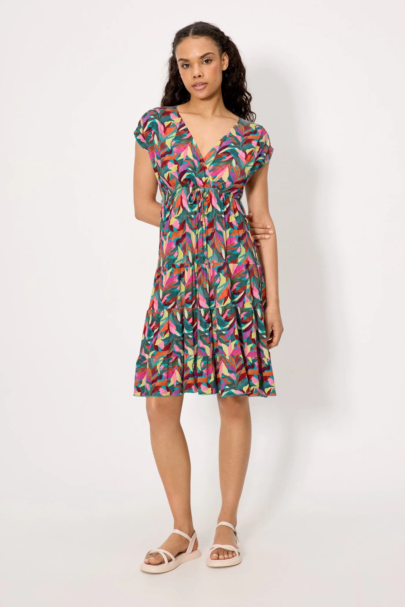 Vestido manga corta trabillas estampado