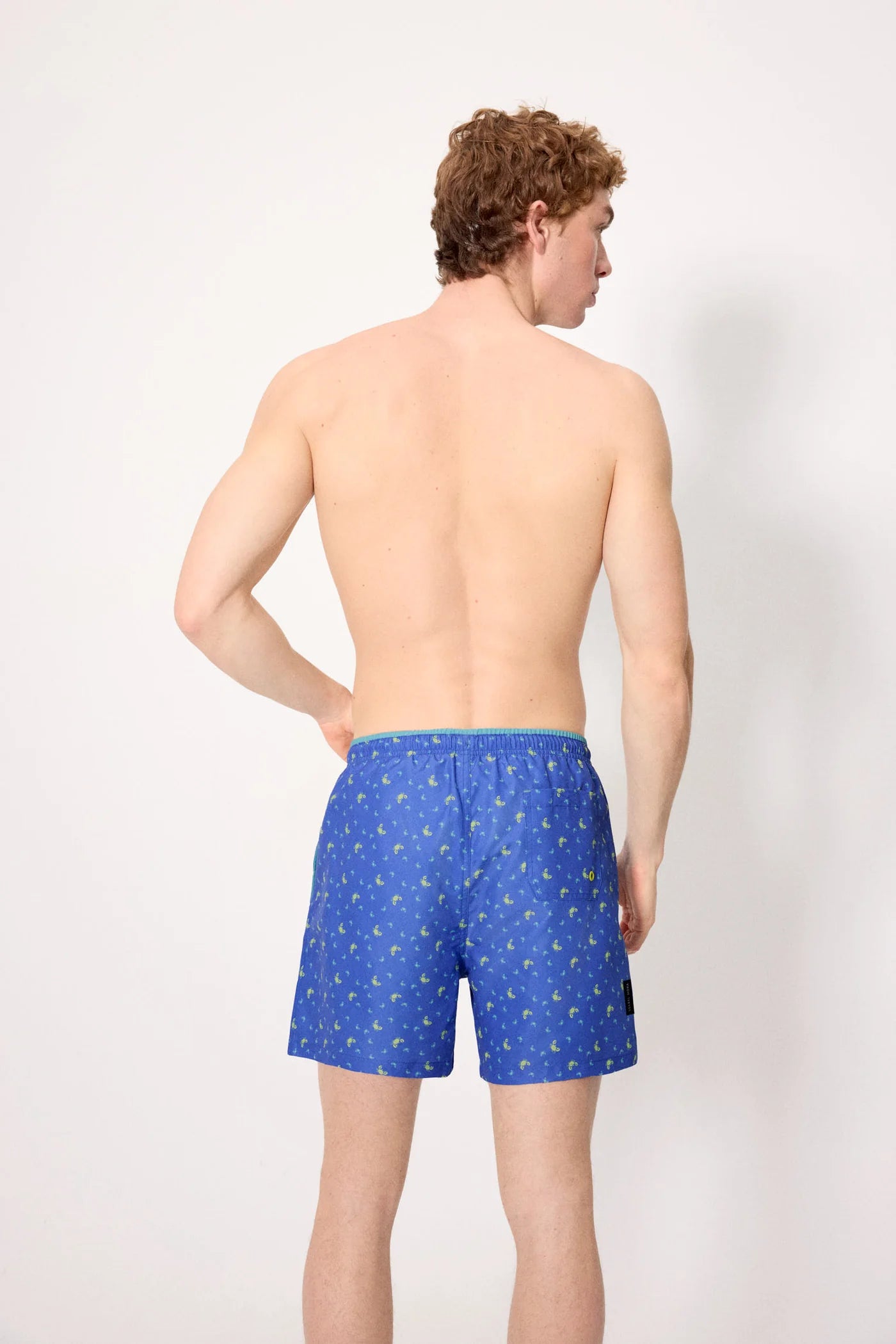 Bañador medio estampado cangrejos azul