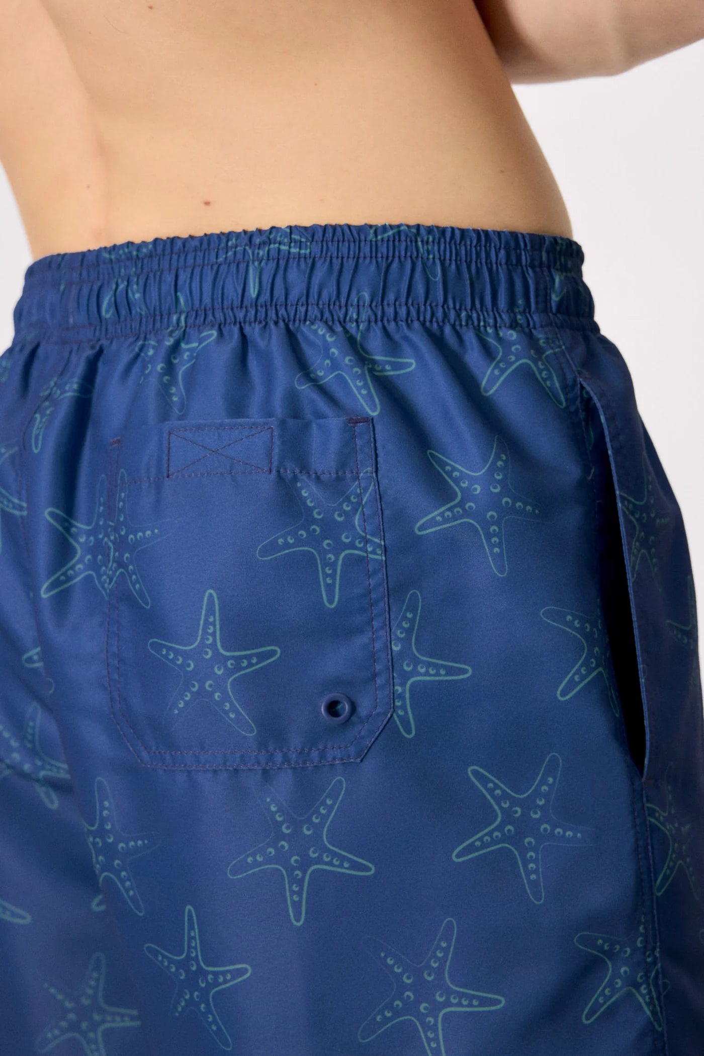 Bañador medio estampado estrellas