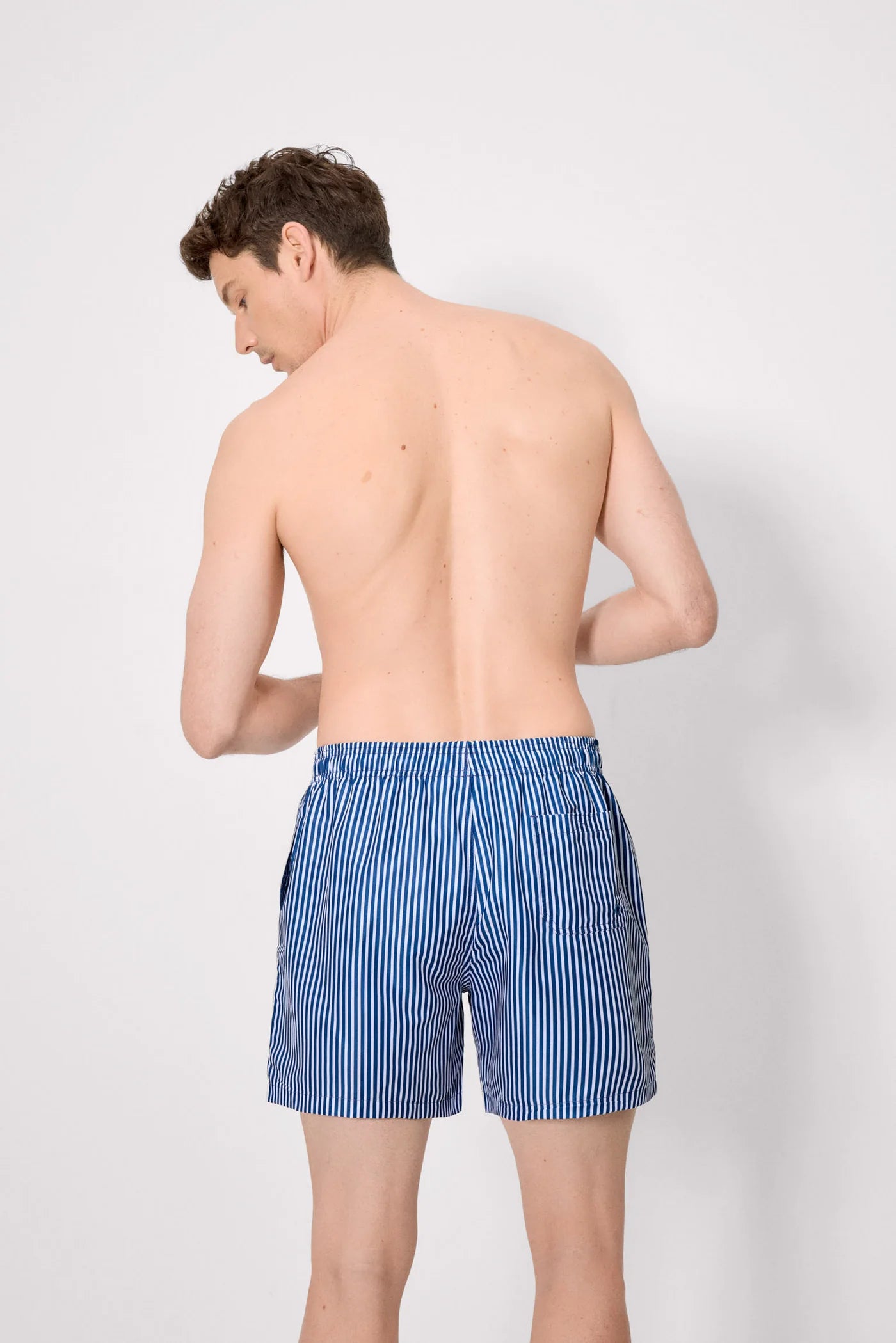 Bañador medio estampado rayas